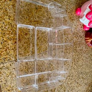 Make up and jewelry holder/ organizer